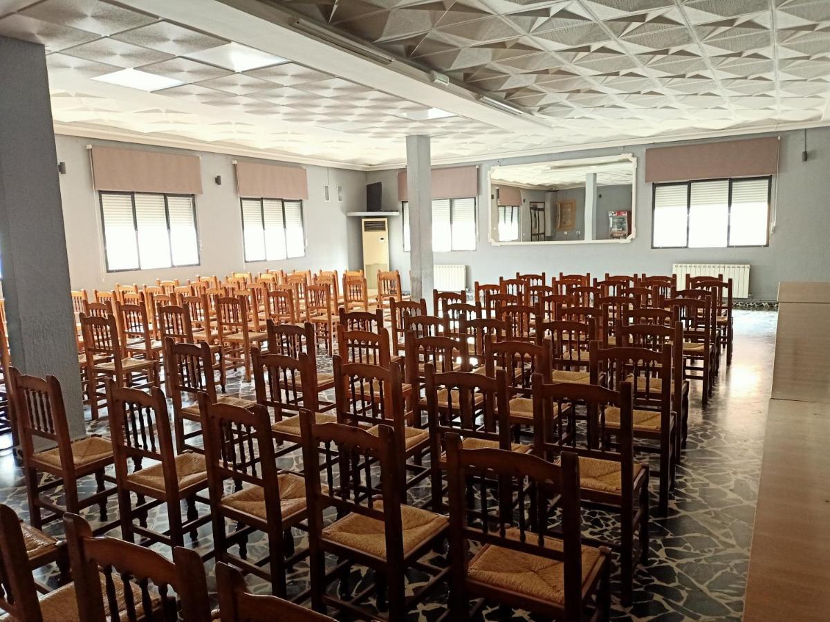 Restaurante & Hostal El Volante Moraleja Bagian luar foto